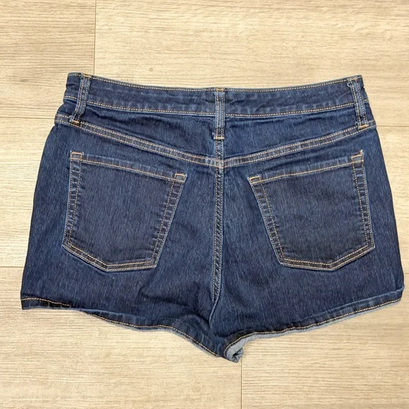 Women’s Denim Blue Jean Shorts - Picture 3 of 3